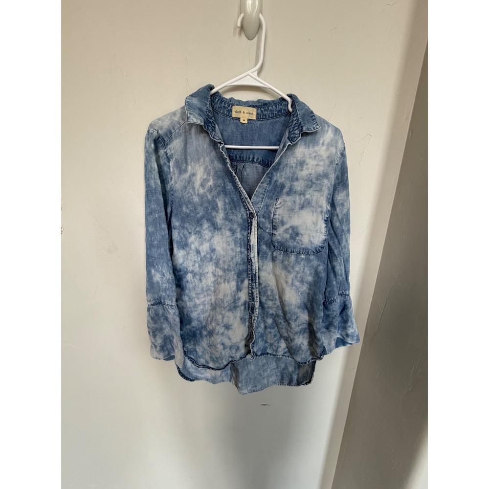 Cloth & Stone Blue Acid Wash Tencel Button Down Shirt C2646-549 Womens Medium